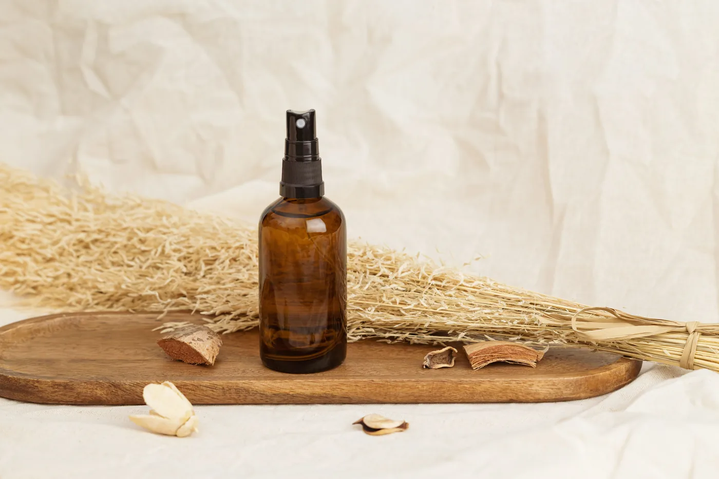 Amber glass spray bottle room freshener format